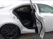 ✅ 2016 Lexus IS 200t • VIN: JTHBA1D25G5022823 • Lot: 43427929. Wystawiony na IAAI z przebiegiem 132 751 mil. Bezpłatny archiwum sprzedaży aukcyjnych z USA i szczegółowy raport historii pojazdu na DreamBid. Zdjęcie 8.