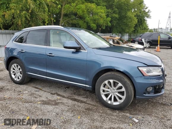 ✅ 2015 Audi Q5 • VIN: WA1LGCFP2FA054010 • Lot: 69423414. Listed on Copart with 136,734 mi. Free auction sales archive from the USA and detailed vehicle history report at DreamBid. Image 4.