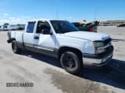 ✅ 2004 Chevrolet Silverado 1500 • VIN: 1GCEC19T04Z217727 • Lot: 90862825. Wystawiony na Copart z przebiegiem 277 303 mil. Bezpłatny archiwum sprzedaży aukcyjnych z USA i szczegółowy raport historii pojazdu na DreamBid. Zdjęcie 4.