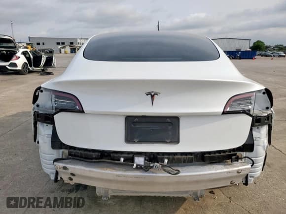 ✅ 2021 Tesla Model 3 Standard Range Plus • VIN: 5YJ3E1EAXMF016770 • Lot: 55045515. Wystawiony na Copart z przebiegiem 38 585 mil. Bezpłatny archiwum sprzedaży aukcyjnych z USA i szczegółowy raport historii pojazdu na DreamBid. Zdjęcie 6.