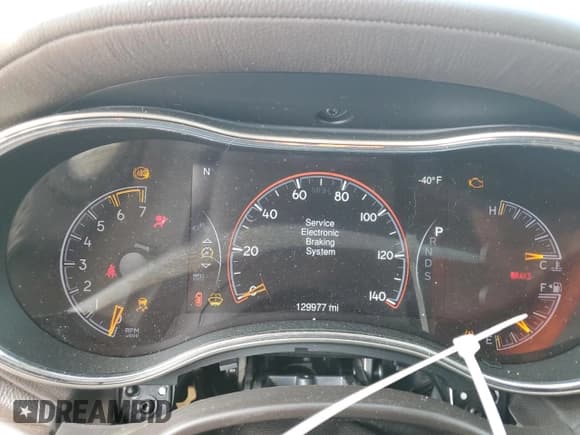 ✅ 2015 Jeep Grand Cherokee Overland • VIN: 1C4RJFCT7FC717371 • Lot: 80313135. Listed on Copart with 129,977 mi. Free auction sales archive from the USA and detailed vehicle history report at DreamBid. Image 9.