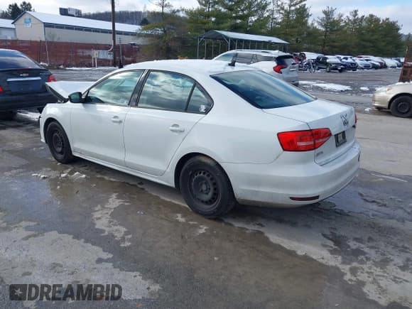 ✅ 2015 Volkswagen Jetta S • VIN: 3VW2K7AJ2FM358027 • Lot: 43817703. Listed on IAAI with 115,295 mi. Free auction sales archive from the USA and detailed vehicle history report at DreamBid. Image 3.