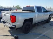 ✅ 2018 Chevrolet Silverado 1500 LT • VIN: 3GCPCREC1JG358699 • Lot: 43492968. Wystawiony na IAAI z przebiegiem 120 924 mil. Bezpłatny archiwum sprzedaży aukcyjnych z USA i szczegółowy raport historii pojazdu na DreamBid. Zdjęcie 4.