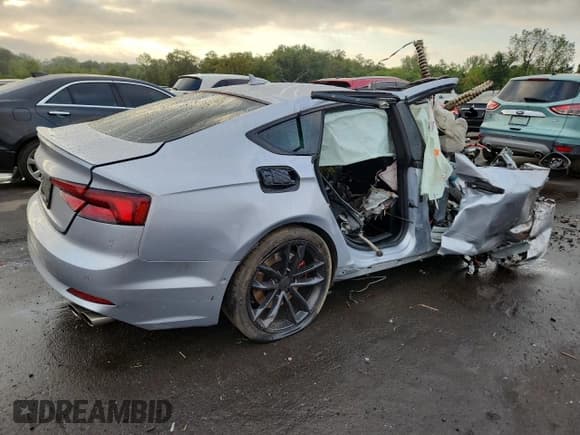 ✅ 2019 Audi S5 Sportback Prestige • VIN: WAUC4CF5XKA080438 • Lot: 71517325. Listed on Copart with Not provided. Free auction sales archive from the USA and detailed vehicle history report at DreamBid. Image 3.