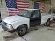 1998 Chevrolet S-10 с VIN 1GCTS14X8W8197675, выставлен на аукционе Copart как лот 87084774 с пробегом Не указан миль и На запчасти • Non repairable. История ставок и продаж доступна на DreamBid. Изображение 1.
