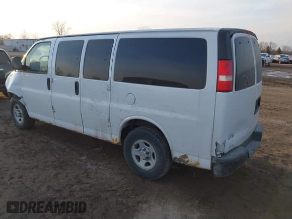 ✅ 2005 Chevrolet Express Cargo • VIN: 1GCFG15T251250047 • Lot: 41797512. Listed on IAAI with 149,610 mi. Free auction sales archive from the USA and detailed vehicle history report at DreamBid. Image 3.