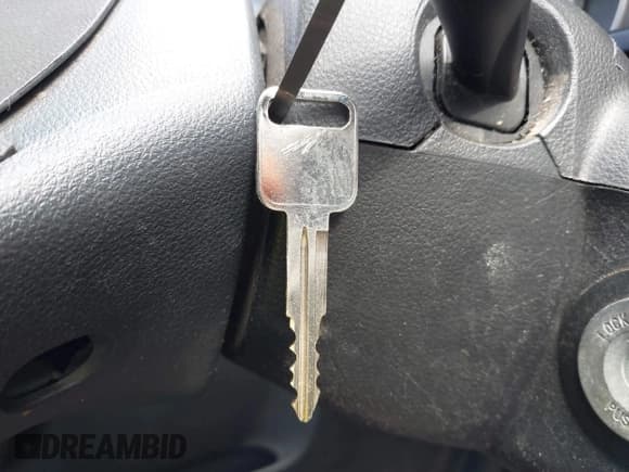 ✅ 2009 Hyundai Accent GS • VIN: KMHCM36CX9U125691 • Лот: 42863827. Опубликован ранее на IAAI с пробегом 175 672 миль. Бесплатный доступ к архиву аукционных продаж из США и подробный отчёт об истории автомобиля на DreamBid. Изображение 11.