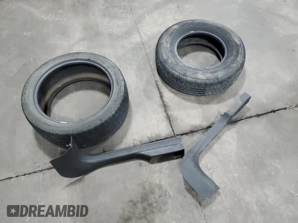 ✅ 2022 Buick Envision Preferred • VIN: LRBAZLR40ND050073 • Lot: 70880235. Listed on Copart with 30,686 mi. Free auction sales archive from the USA and detailed vehicle history report at DreamBid. Image 13.