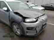 2020 Hyundai Kona SEL с VIN KM8K23AG5LU072577, выставлен на аукционе Copart как лот 42927953 с пробегом 13 811 миль миль и . История ставок и продаж доступна на DreamBid. Изображение 13.