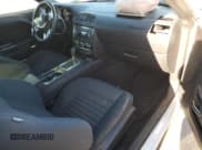 ✅ 2013 Dodge Challenger SXT • VIN: 2C3CDYAG6DH704608 • Lot: 41866995. Wystawiony na Copart z przebiegiem 97 787 mil. Bezpłatny archiwum sprzedaży aukcyjnych z USA i szczegółowy raport historii pojazdu na DreamBid. Zdjęcie 8.