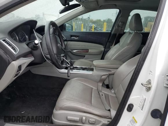 ✅ 2017 Acura TLX Technology • VIN: 19UUB1F58HA005393 • Lot: 73242814. Listed on Copart with 108,269 mi. Free auction sales archive from the USA and detailed vehicle history report at DreamBid. Image 7.