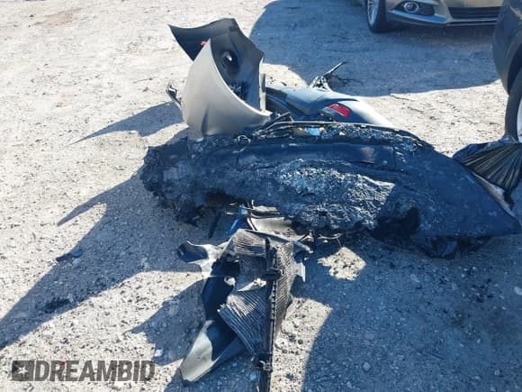 ✅ 2019 Dodge Journey SE • VIN: 3C4PDCBB8KT852508 • Lot: 42239706. Wystawiony na IAAI z przebiegiem Nie podano. Bezpłatny archiwum sprzedaży aukcyjnych z USA i szczegółowy raport historii pojazdu na DreamBid. Zdjęcie 11.