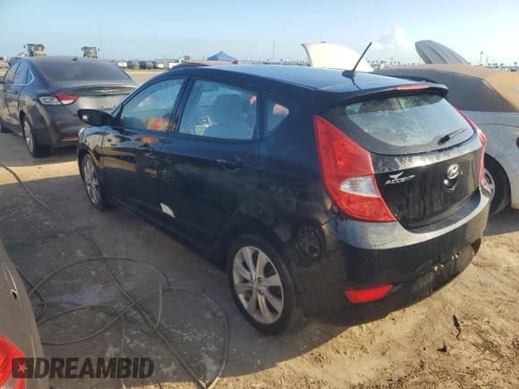 ✅ 2013 Hyundai Accent SE • VIN: KMHCU5AE0DU089779 • Лот: 78587774. Опубликован ранее на Copart с пробегом 121 821 миль. Бесплатный доступ к архиву аукционных продаж из США и подробный отчёт об истории автомобиля на DreamBid. Изображение 2.