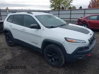 ✅ 2015 Jeep Cherokee Trailhawk • VIN: 1C4PJMBS6FW639832 • Lot: 43599842. Wystawiony na IAAI z przebiegiem 106 677 mil. Bezpłatny archiwum sprzedaży aukcyjnych z USA i szczegółowy raport historii pojazdu na DreamBid. Zdjęcie 1.