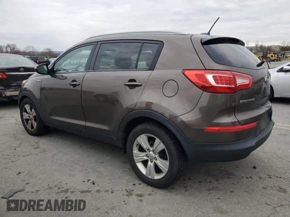 ✅ 2011 Kia Sportage LX • VIN: KNDPBCA29B7094044 • Lot: 91736175. Wystawiony na Copart z przebiegiem 77 325 mil. Bezpłatny archiwum sprzedaży aukcyjnych z USA i szczegółowy raport historii pojazdu na DreamBid. Zdjęcie 2.