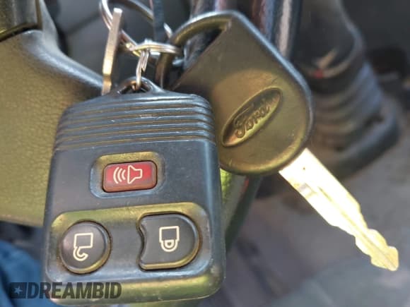 ✅ 2011 Ford Ranger XLT • VIN: 1FTLR4FE2BPA41799 • Lot: 42390457. Listed on IAAI with 154,477 mi. Free auction sales archive from the USA and detailed vehicle history report at DreamBid. Image 11.