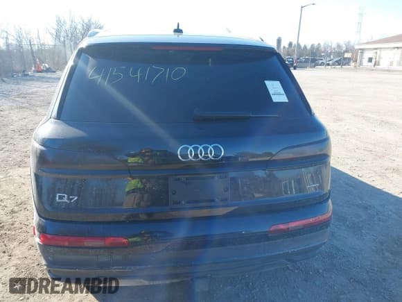 ✅ 2021 Audi Q7 Prestige • VIN: WA1VXAF71MD024229 • Лот: 41541710. Опубликован ранее на IAAI с пробегом 29 524 миль. Бесплатный доступ к архиву аукционных продаж из США и подробный отчёт об истории автомобиля на DreamBid. Изображение 15.