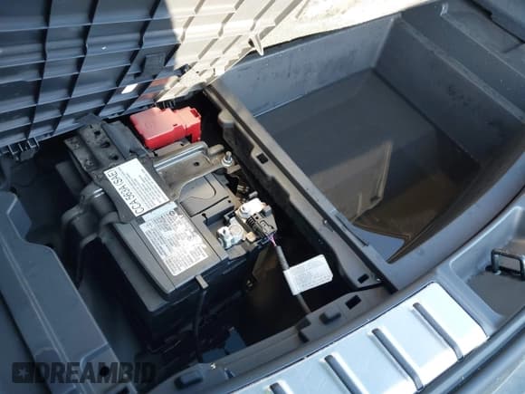 ✅ 2024 Lexus NX 350h • VIN: 2T2AKCEZ0RC016639 • Lot: 41685547. Wystawiony na IAAI z przebiegiem 9 452 mil. Bezpłatny archiwum sprzedaży aukcyjnych z USA i szczegółowy raport historii pojazdu na DreamBid. Zdjęcie 12.