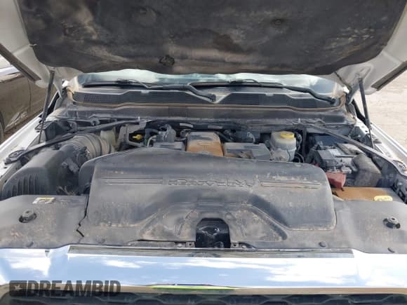 ✅ 2019 Ram 2500 Tradesman • VIN: 3C6UR5CLXKG534669 • Lot: 41828929. Wystawiony na IAAI z przebiegiem 213 815 mil. Bezpłatny archiwum sprzedaży aukcyjnych z USA i szczegółowy raport historii pojazdu na DreamBid. Zdjęcie 10.