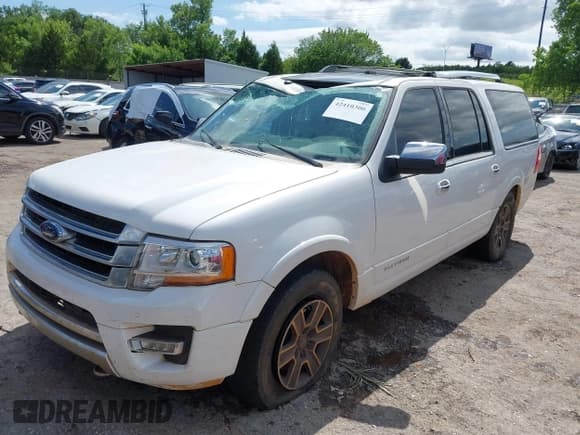 ✅ 2015 Ford Expedition Max Platinum • VIN: 1FMJK1MTXFEF30329 • Lot: 42410300. Wystawiony na IAAI z przebiegiem 184 119 mil. Bezpłatny archiwum sprzedaży aukcyjnych z USA i szczegółowy raport historii pojazdu na DreamBid. Zdjęcie 18.