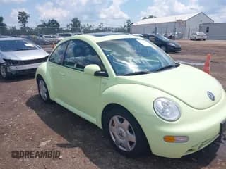 ✅ 2001 Volkswagen Beetle GLS • VIN: 3VWCB21C61M475322 • Lot: 42926112. Listed on IAAI with 158,612 mi. Free auction sales archive from the USA and detailed vehicle history report at DreamBid. Image 1.