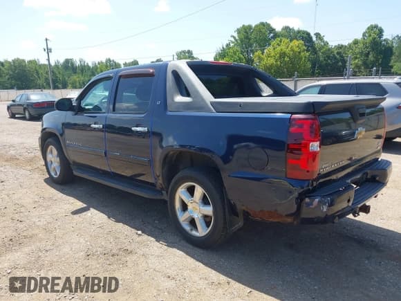 ✅ 2007 Chevrolet Avalanche LTZ • VIN: 3GNFK12337G157942 • Lot: 42766947. Listed on IAAI with Not provided. Free auction sales archive from the USA and detailed vehicle history report at DreamBid. Image 3.