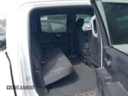 ✅ 2023 Chevrolet Silverado 1500 Custom • VIN: 3GCPABEK0PG189420 • Lot: 41931810. Wystawiony na IAAI z przebiegiem 40 505 mil. Bezpłatny archiwum sprzedaży aukcyjnych z USA i szczegółowy raport historii pojazdu na DreamBid. Zdjęcie 8.