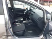 ✅ 2015 Kia Rio LX • VIN: KNADM5A37F6517102 • Lot: 43645976. Wystawiony na IAAI z przebiegiem 127 327 mil. Bezpłatny archiwum sprzedaży aukcyjnych z USA i szczegółowy raport historii pojazdu na DreamBid. Zdjęcie 5.