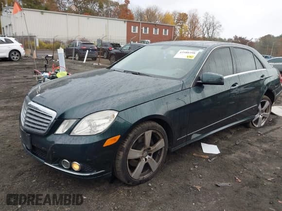 ✅ 2010 Mercedes-Benz E 350 Sport • VIN: WDDHF8HB7AA100202 • Lot: 43580398. Wystawiony na IAAI z przebiegiem 206 925 mil. Bezpłatny archiwum sprzedaży aukcyjnych z USA i szczegółowy raport historii pojazdu na DreamBid. Zdjęcie 16.