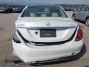 ✅ 2018 Mercedes-Benz C 300 • VIN: WDDWF4KBXJR345778 • Lot: 41842701. Wystawiony na IAAI z przebiegiem 68 232 mil. Bezpłatny archiwum sprzedaży aukcyjnych z USA i szczegółowy raport historii pojazdu na DreamBid. Zdjęcie 16.