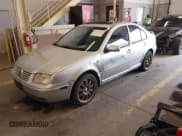 ✅ 2000 Volkswagen Jetta • VIN: 3VWTE29M0YM075464 • Lot: 41755423. Listed on IAAI with 165,015 mi. Free auction sales archive from the USA and detailed vehicle history report at DreamBid. Image 2.