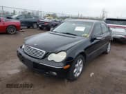 ✅ 2004 Mercedes-Benz C 240 • VIN: WDBRF81J74F451536 • Lot: 41954471. Listed on IAAI with 104,629 mi. Free auction sales archive from the USA and detailed vehicle history report at DreamBid. Image 17.