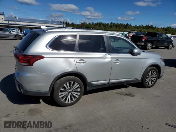 ✅ 2020 Mitsubishi Outlander ES • VIN: JA4AZ3A39LZ043458 • Lot: 81643795. Wystawiony na Copart z przebiegiem 116 755 mil. Bezpłatny archiwum sprzedaży aukcyjnych z USA i szczegółowy raport historii pojazdu na DreamBid. Zdjęcie 3.