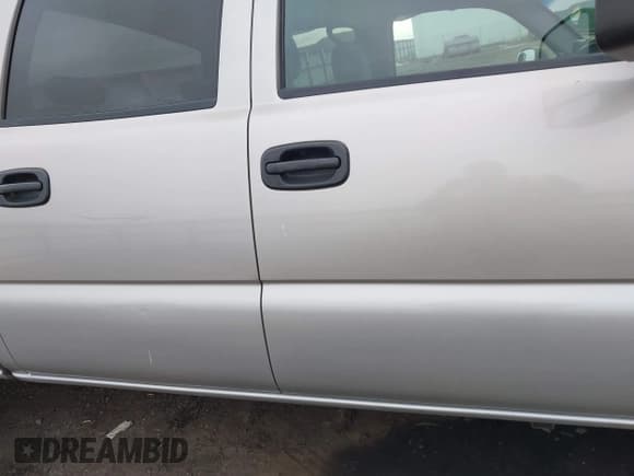 ✅ 2004 Chevrolet Silverado 2500HD LS • VIN: 1GCHC23204F233317 • Лот: 41774732. Опубликован ранее на IAAI с пробегом 182 896 миль. Бесплатный доступ к архиву аукционных продаж из США и подробный отчёт об истории автомобиля на DreamBid. Изображение 13.