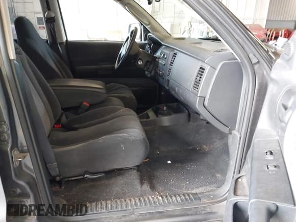 ✅ 2004 Dodge Dakota SLT • VIN: 1D7HL48N94S634652 • Lot: 42999215. Listed on IAAI with 195,310 mi. Free auction sales archive from the USA and detailed vehicle history report at DreamBid. Image 5.