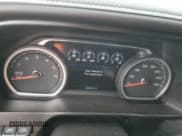 ✅ 2020 Chevrolet Silverado 1500 LTZ • VIN: 3GCUYGEL3LG303845 • Lot: 50366785. Wystawiony na Copart z przebiegiem 63 847 mil. Bezpłatny archiwum sprzedaży aukcyjnych z USA i szczegółowy raport historii pojazdu na DreamBid. Zdjęcie 9.