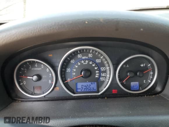 ✅ 2011 Hyundai Veracruz Limited • VIN: KM8NU4CC2BU146639 • Lot: 71513355. Wystawiony na Copart z przebiegiem 239 563 mil. Bezpłatny archiwum sprzedaży aukcyjnych z USA i szczegółowy raport historii pojazdu na DreamBid. Zdjęcie 9.