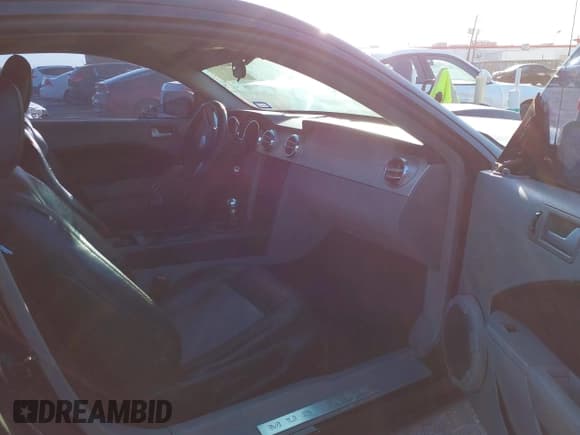 ✅ 2008 Ford Mustang GT Deluxe • VIN: 1ZVHT82H285149341 • Lot: 41852432. Listed on IAAI with 183,816 mi. Free auction sales archive from the USA and detailed vehicle history report at DreamBid. Image 5.