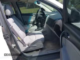 ✅ 2006 Saturn VUE • VIN: 5GZCZ33DX6S840043 • Lot: 43302449. Wystawiony na IAAI z przebiegiem 129 946 mil. Bezpłatny archiwum sprzedaży aukcyjnych z USA i szczegółowy raport historii pojazdu na DreamBid. Zdjęcie 5.