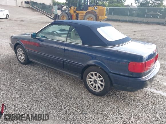 ✅ 1996 Audi Cabriolet • VIN: WAUAA88G9TA003718 • Lot: 42393476. Listed on IAAI with 99,399 mi. Free auction sales archive from the USA and detailed vehicle history report at DreamBid. Image 3.