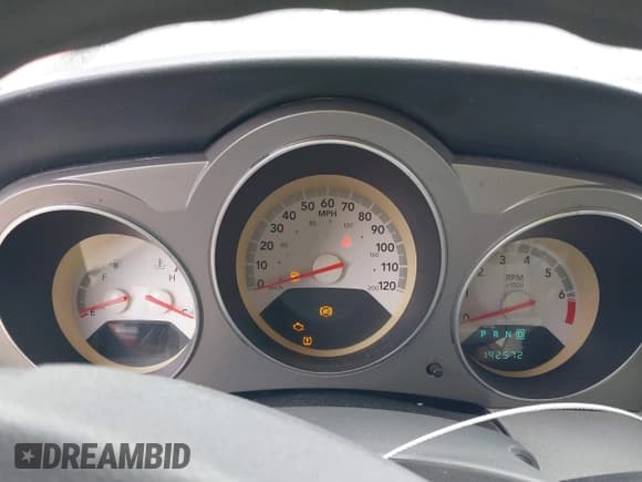 ✅ 2008 Dodge Avenger SXT • VIN: 1B3LC56R28N220862 • Lot: 41542692. Wystawiony na IAAI z przebiegiem 192 572 mil. Bezpłatny archiwum sprzedaży aukcyjnych z USA i szczegółowy raport historii pojazdu na DreamBid. Zdjęcie 7.