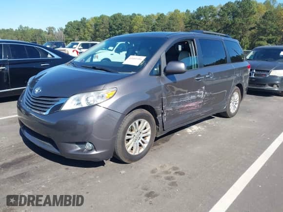2011 Toyota Sienna XLE AAS with VIN 5TDYK3DC5BS140466, listed as a IAAI auction lot 43460456 with 135,420 mi miles and . Bid and sale history available at DreamBid. Image 2.