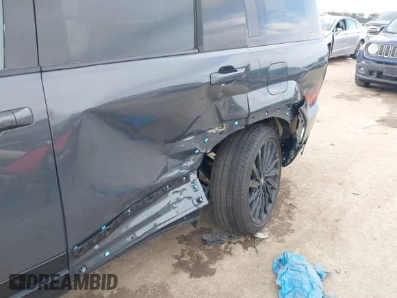 2024 Hyundai Santa Fe Calligraphy с VIN 5NMP5DGL2RH058759, выставлен на аукционе IAAI как лот 41072386 с пробегом 12 991 миль миль и . История ставок и продаж доступна на DreamBid. Изображение 6.