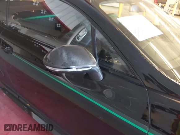 ✅ 2015 Bentley Continental GT • VIN: SCBFS8ZA9FC048427 • Lot: 43642438. Listed on IAAI with 14,022 mi. Free auction sales archive from the USA and detailed vehicle history report at DreamBid. Image 17.