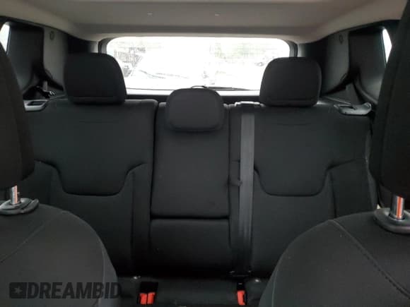 ✅ 2019 Jeep Renegade Altitude • VIN: ZACNJBB11KPK30872 • Lot: 58598305. Wystawiony na Copart z przebiegiem 87 474 mil. Bezpłatny archiwum sprzedaży aukcyjnych z USA i szczegółowy raport historii pojazdu na DreamBid. Zdjęcie 10.