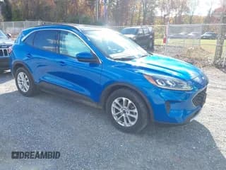 ✅ 2020 Ford Escape SE • VIN: 1FMCU9G67LUC38503 • Лот: 43581188. Опубликован ранее на IAAI с пробегом 96 768 миль. Бесплатный доступ к архиву аукционных продаж из США и подробный отчёт об истории автомобиля на DreamBid. Изображение 1.
