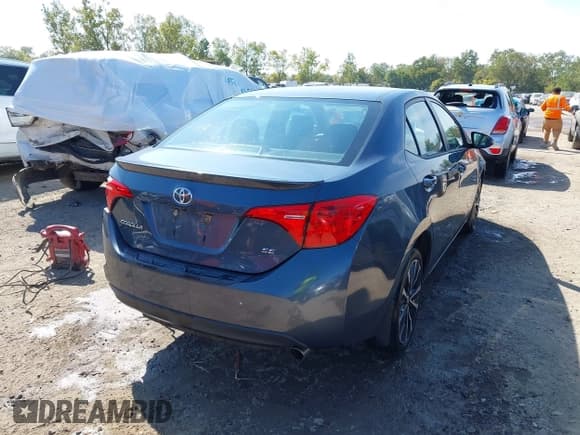 ✅ 2018 Toyota Corolla L • VIN: 2T1BURHE9JC071240 • Лот: 43228382. Опубликован ранее на IAAI с пробегом 87 778 миль. Бесплатный доступ к архиву аукционных продаж из США и подробный отчёт об истории автомобиля на DreamBid. Изображение 4.