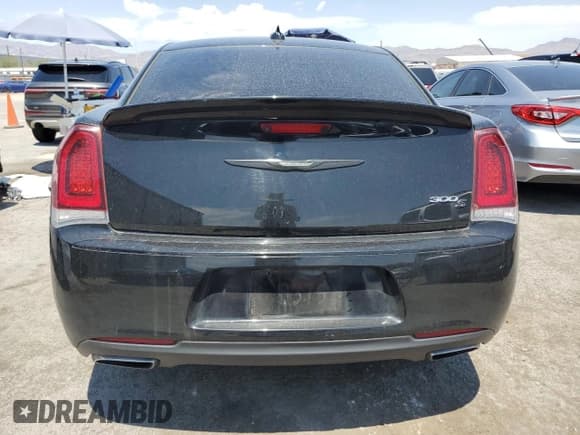 ✅ 2016 Chrysler 300 S • VIN: 2C3CCABT3GH194616 • Lot: 64610584. Listed on Copart with 56,083 mi. Free auction sales archive from the USA and detailed vehicle history report at DreamBid. Image 6.
