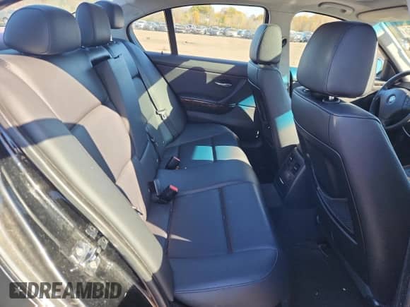 2006 BMW 3 Series 325i with VIN WBAVB17586NK32068, listed as a Copart auction lot 89899865 with 144,824 mi miles and Salvage title. Bid and sale history available at DreamBid. Image 10.