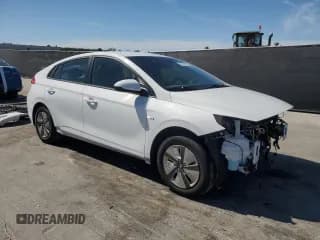✅ 2019 Hyundai Ioniq Blue • VIN: KMHC65LC5KU174863 • Lot: 52740175. Wystawiony na Copart z przebiegiem 64 525 mil. Bezpłatny archiwum sprzedaży aukcyjnych z USA i szczegółowy raport historii pojazdu na DreamBid. Zdjęcie 4.